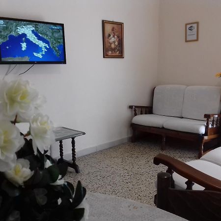 Casa Luigi Sergio - Affitto Breve Leilighet Santo Stefano di Camastra Eksteriør bilde